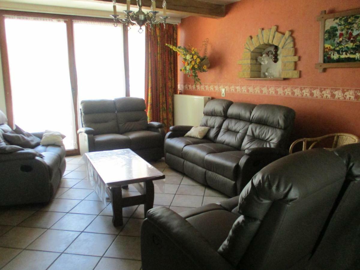 Larondefauchee Guest House Bleid Екстериор снимка