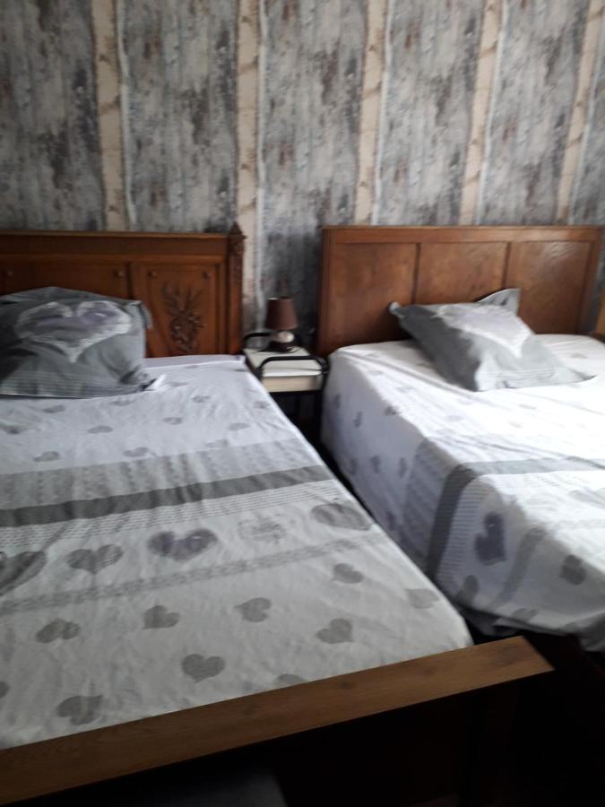 Larondefauchee Guest House Bleid Екстериор снимка